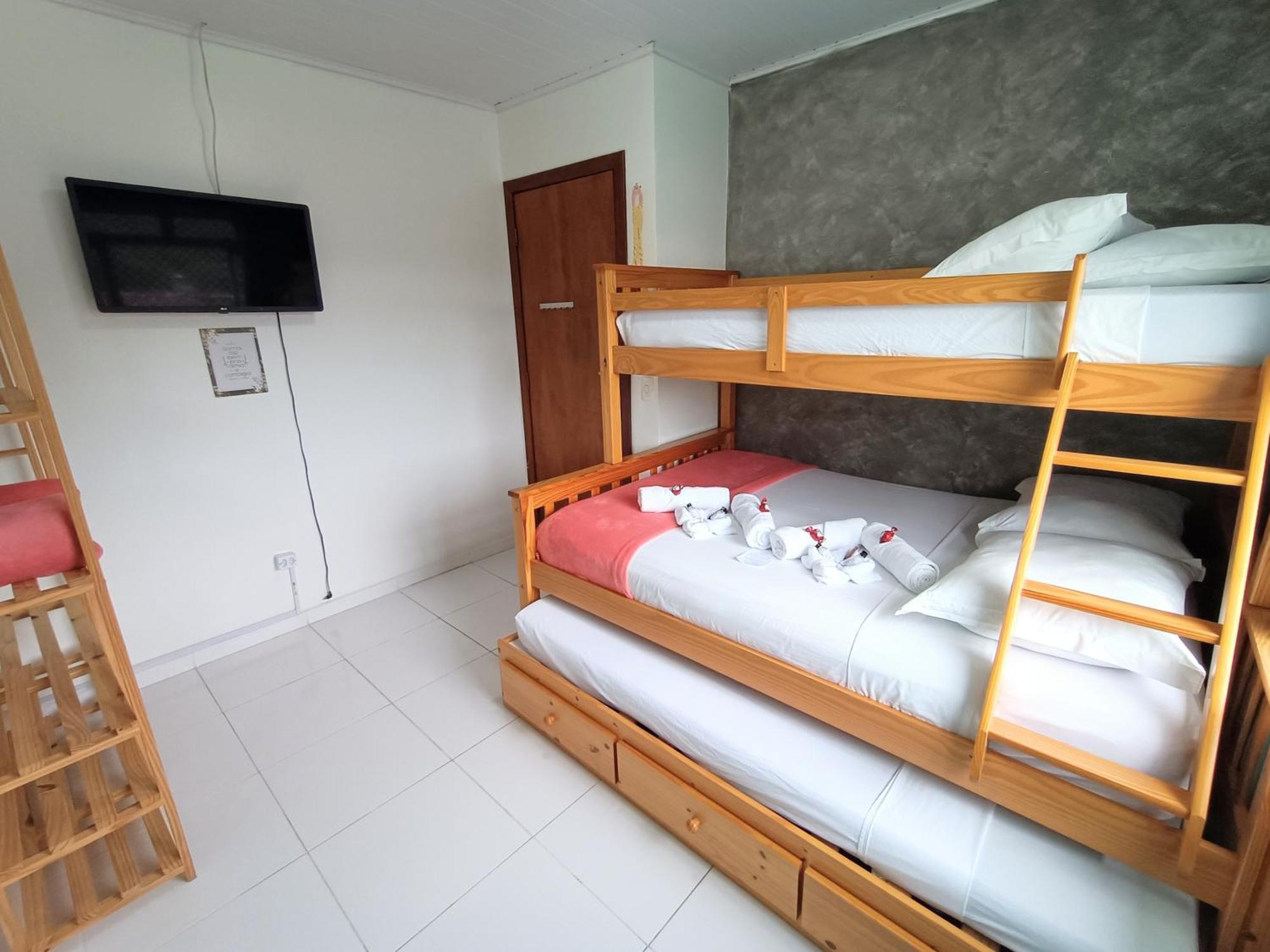 גוברנדור סלסו רמוס Hostel Casa Da Vo Rosa מראה חיצוני תמונה